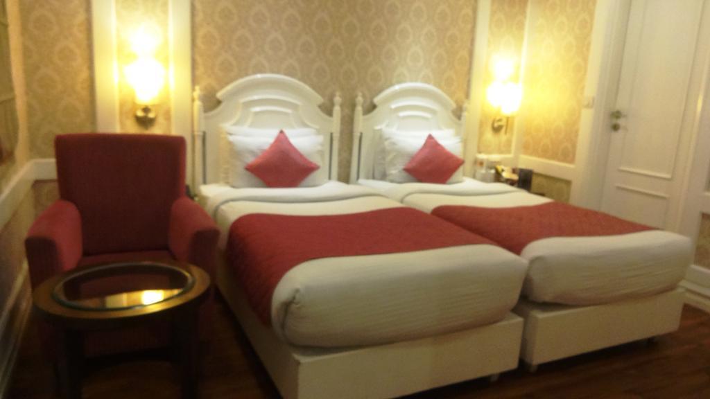 Hotel Bright New Delhi Eksteriør billede